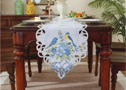 Custom Table Runners for Flexible Event Branding